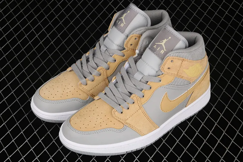 All categories Air Jordan Jordan series basketball shoes Air Jordan 1 Mid Air Jordan 1 Mid AJ1 Joe 1 Zhongbang Maca color yellow cement gray basketball shoes DA4666-001